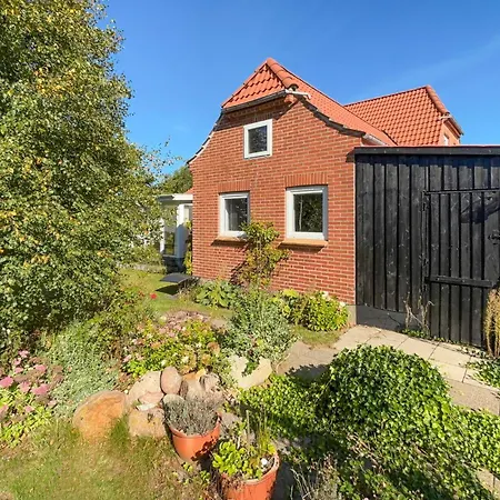 3 Bedroom Gorgeous In Ulfborg Nyaraló *