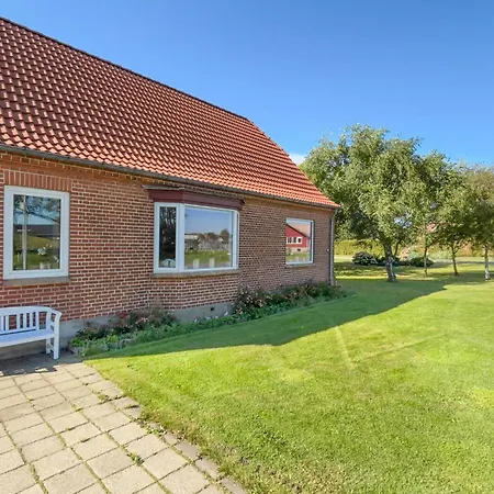 3 Bedroom Gorgeous In Ulfborg Nyaraló